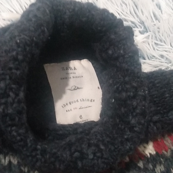 Sweater - Picture 2 of 4